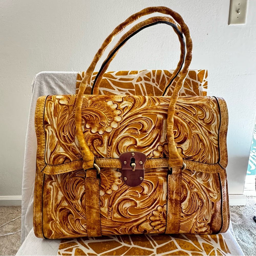 Patricia Nash Shoulder Bag